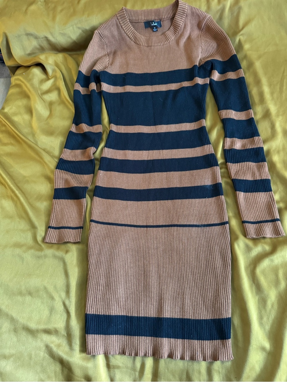 Lulu's Striped Rib-Knit Long Sleeve Dress in Camel & Black